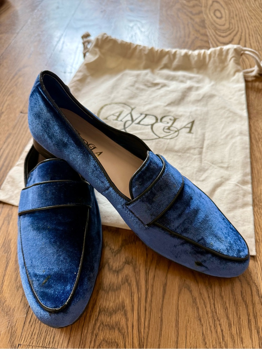 Candela NYC Royal Blue Velvet Loafers Women’s 8.5